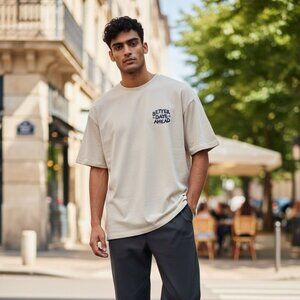 Melting Smiles Graphic Tee XL ( A1)
